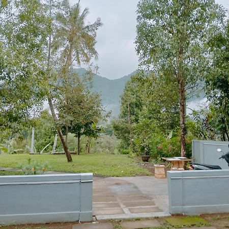 Jepun Homestay Lemukih Singaraja Exterior foto